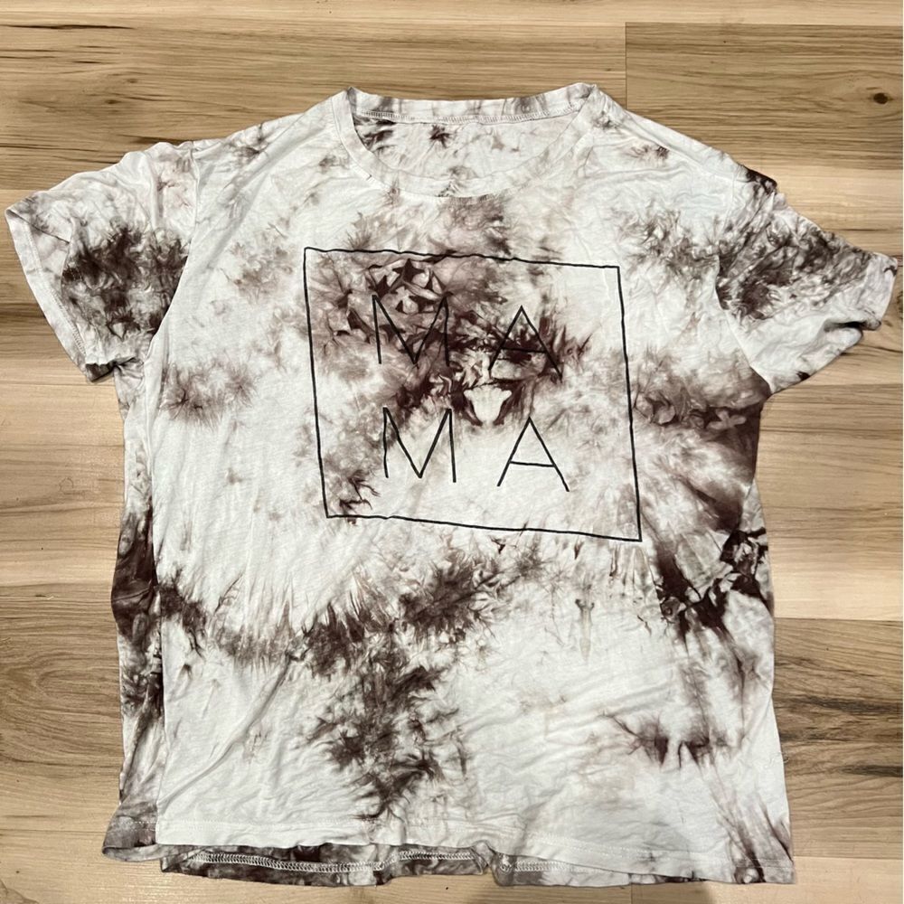 Shein Tie Dye Brown and White Mama Tee Shirt Women’s XL
